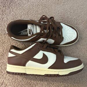 Nike Dunks Chcolate Brown Women's size 7.5.